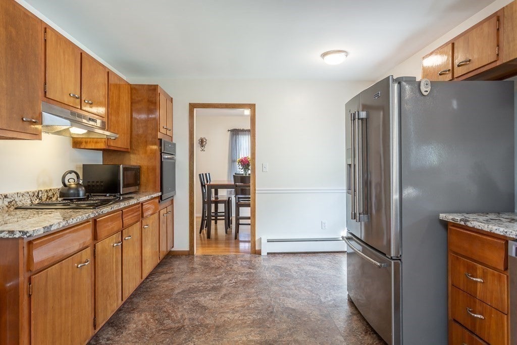583 Whetstone Hill Rd, Somerset, MA, 583 Whetstone Hill Rd, Somerset, MA Photo #14