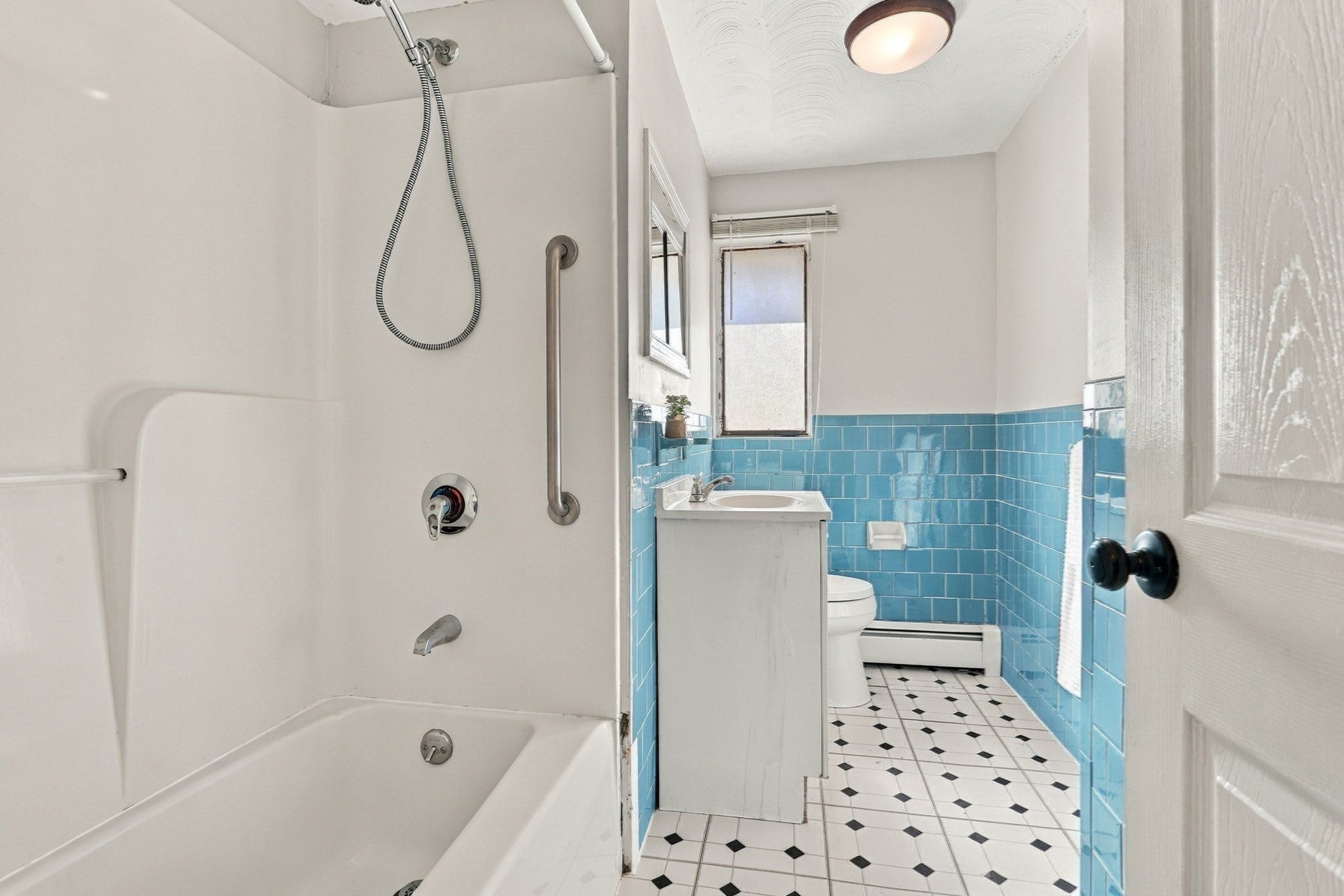 5 Judith Rd, Chelmsford, MA Photo #13
