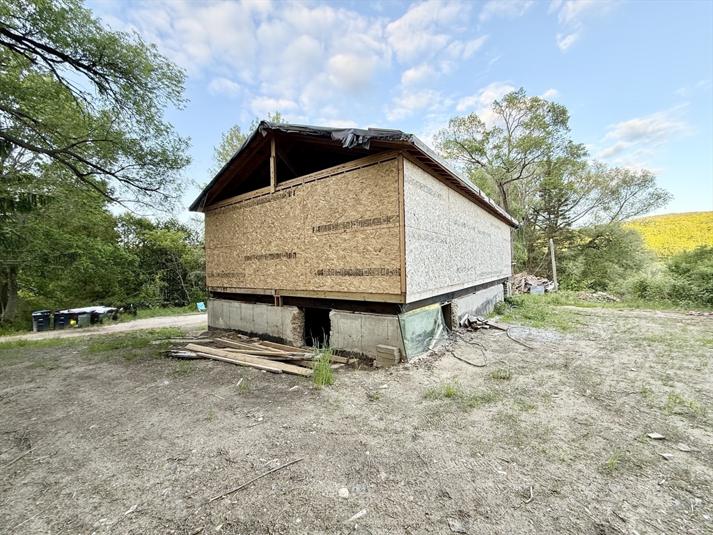 100 Bucklin Rd