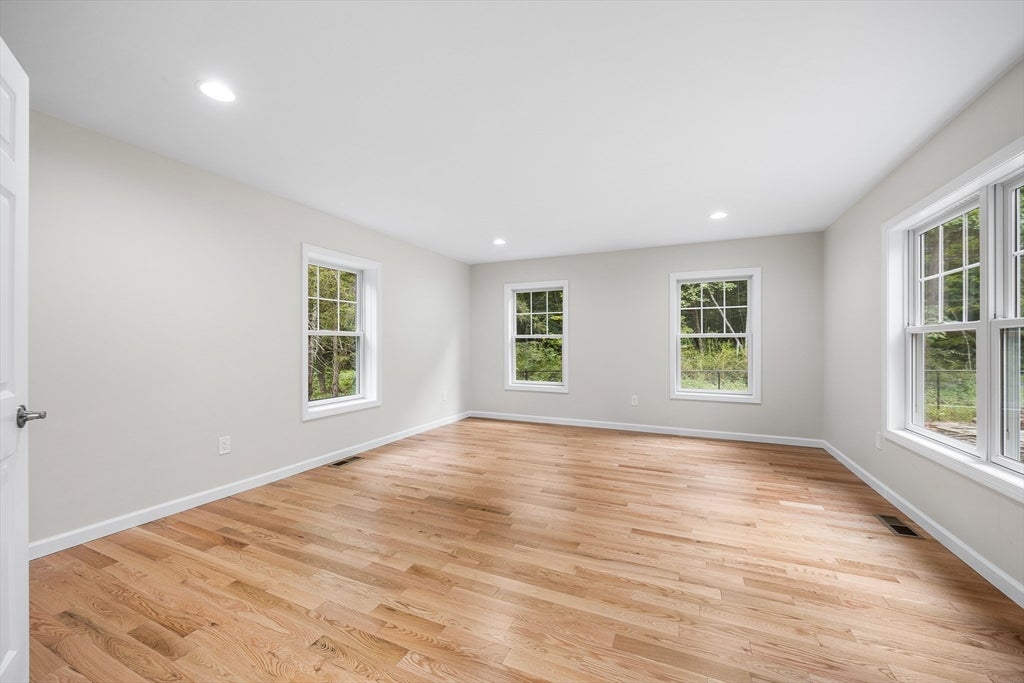 939 Monson Rd, Wilbraham, MA Photo #14