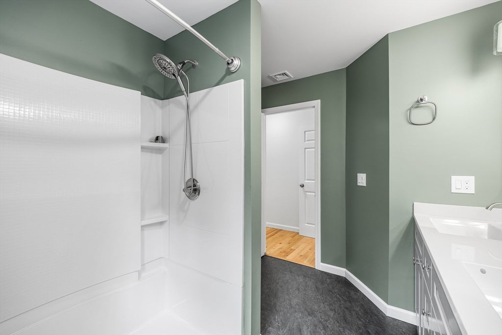939 Monson Rd, Wilbraham, MA Photo #20