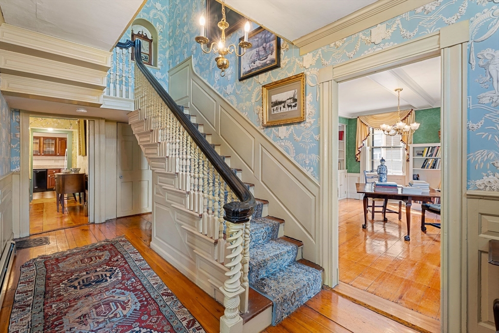 81 Essex St 1