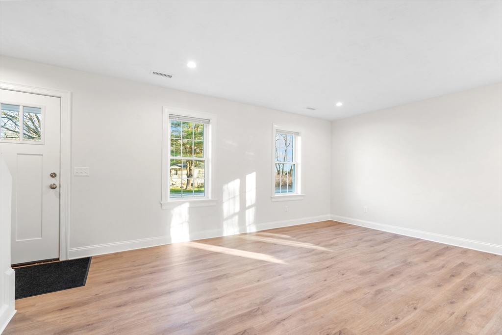 57 Maple Ave D