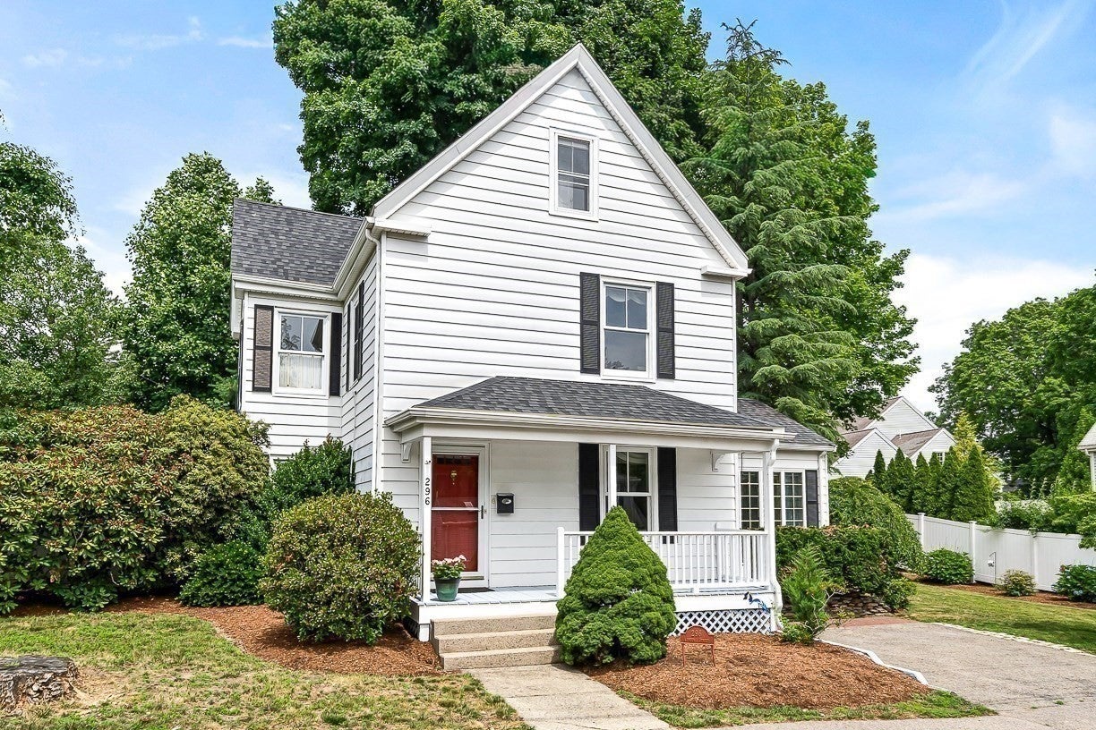 296 Linden St.