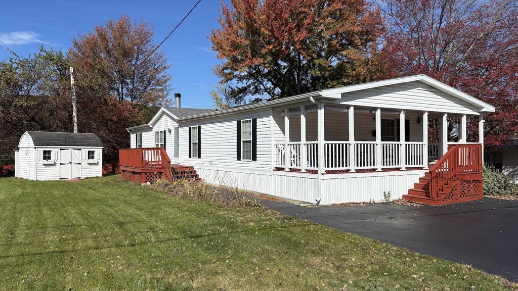 24 Upper Windbrook