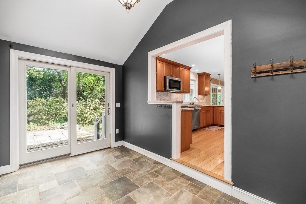 10 Donegal Circle, Danvers, MA, 10 Donegal Circle, Danvers, MA Photo #21