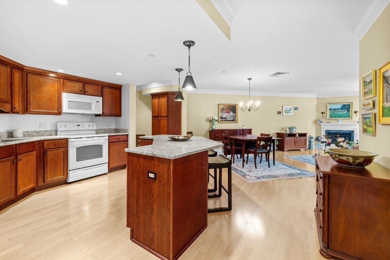 490 Main Street 205