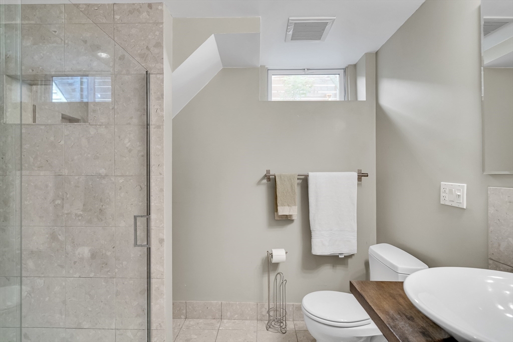 102 River St #2, Cambridge, MA Photo #15