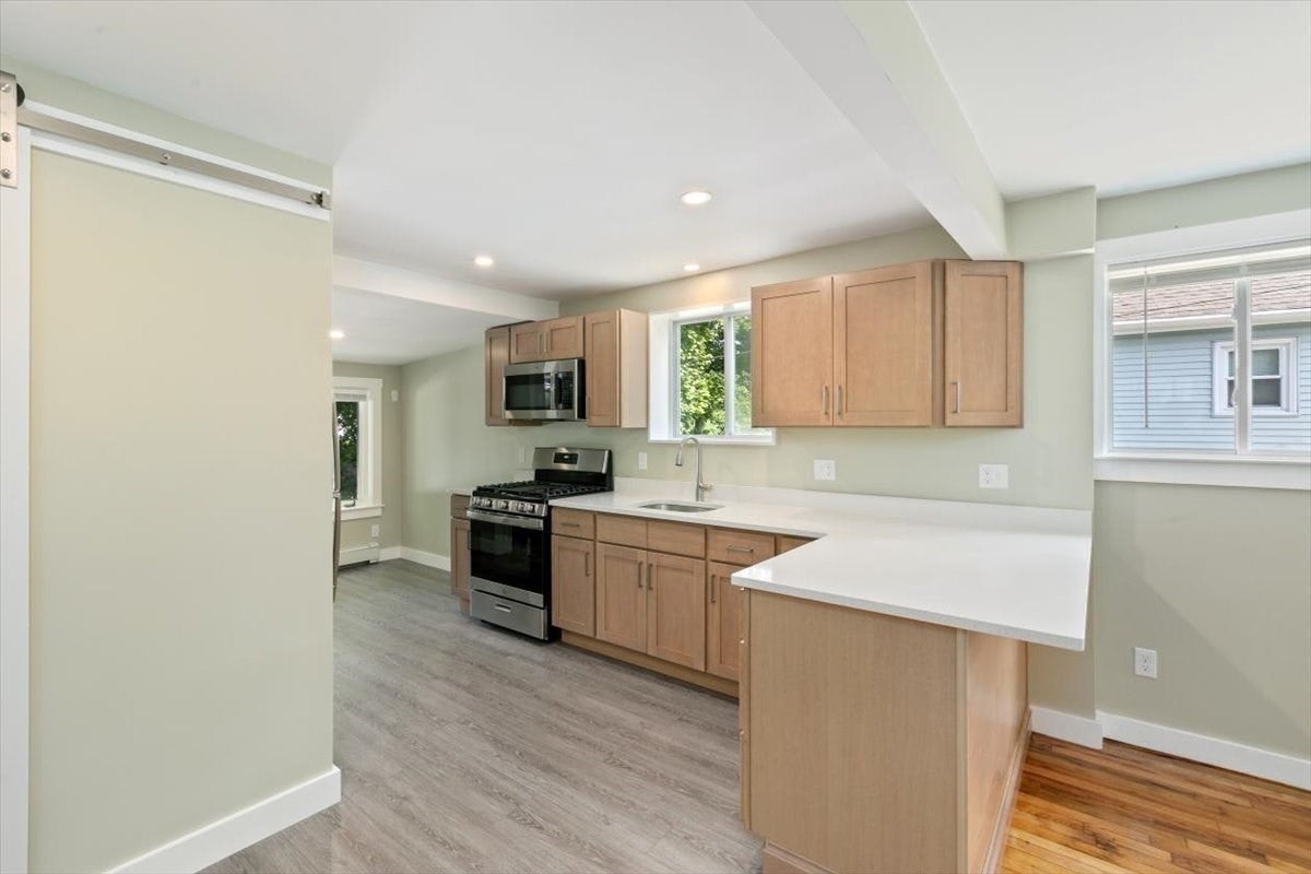 14-16 Bartlett Ave #16, Haverhill, MA Photo #2