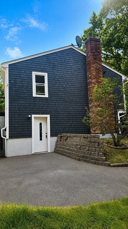 66 Mill St