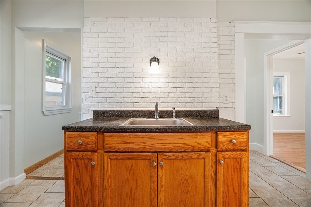 178 Walnut St, Leominster, MA, 178 Walnut St, Leominster, MA Photo #15