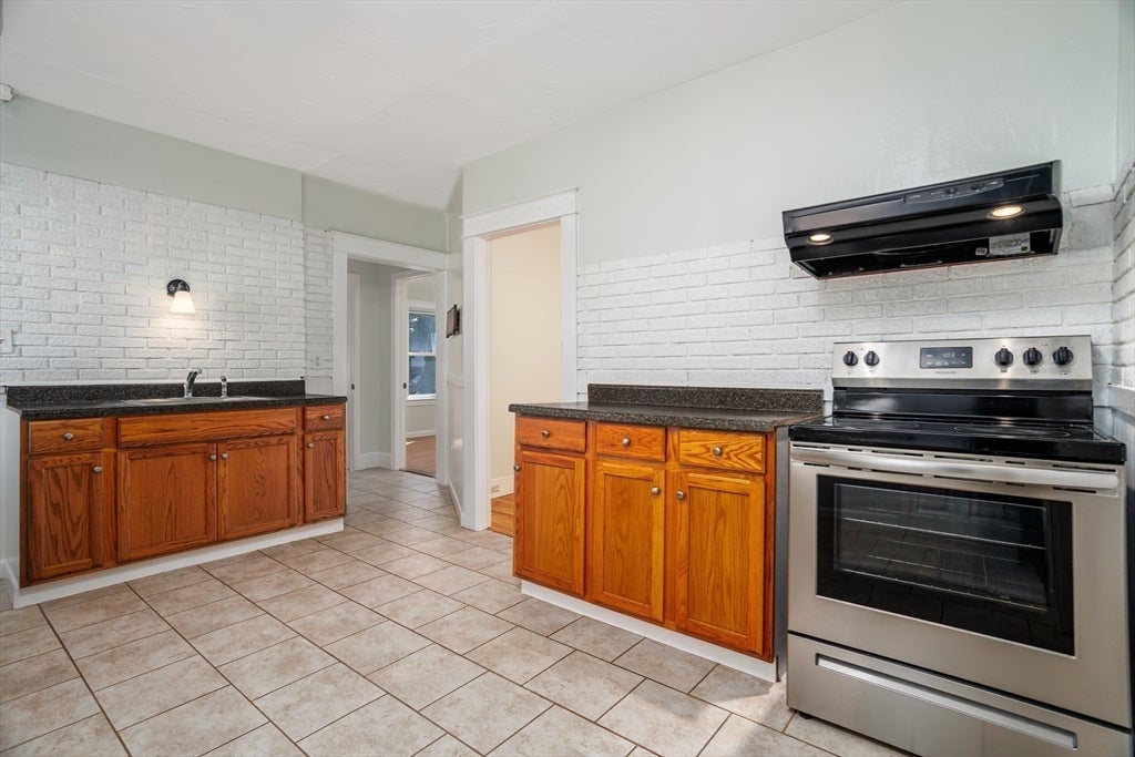 178 Walnut St, Leominster, MA, 178 Walnut St, Leominster, MA Photo #13