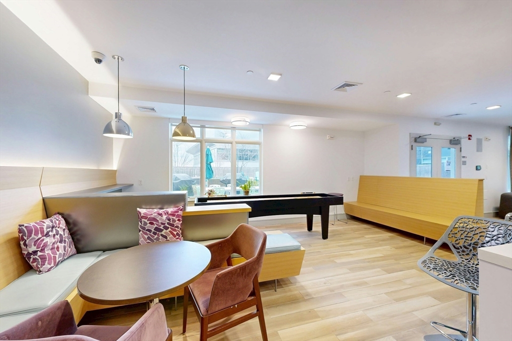 180 Telford St #321, Boston, MA Photo #15