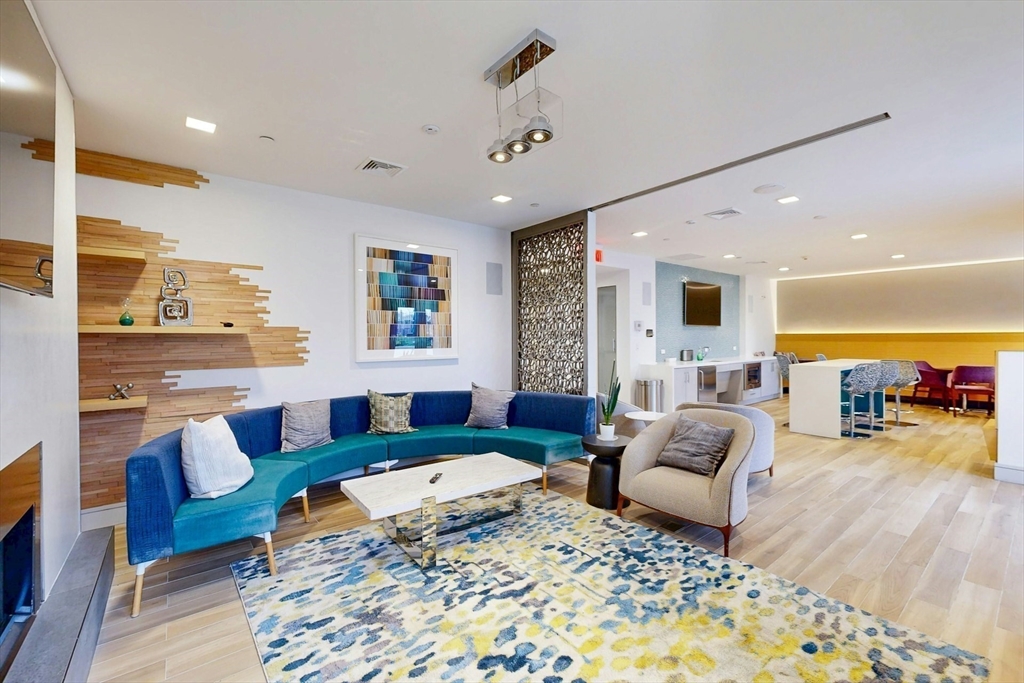180 Telford St #321, Boston, MA Photo #13
