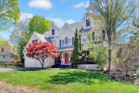Photo of 11 Rockland Avenue, Arlington, MA 02474 (MLS # 73513031)
