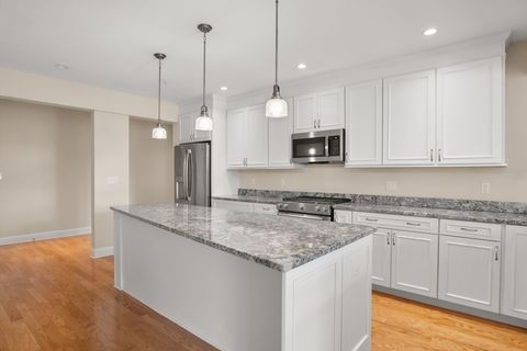 30 Taylor 3011 Reading MA 01867