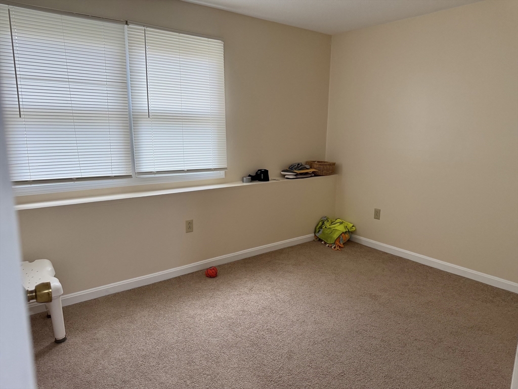 1261 Church Street 13