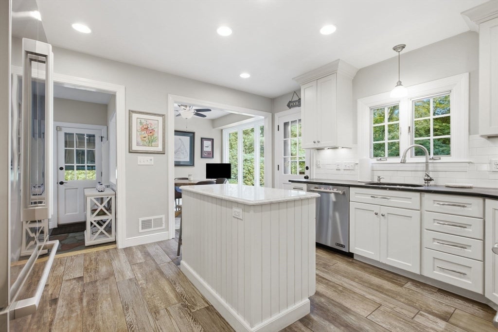 280 Singletary Lane, Framingham, MA, 280 Singletary Lane, Framingham, MA Photo #8