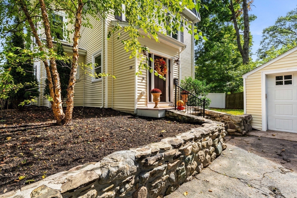 28 Mercer Rd