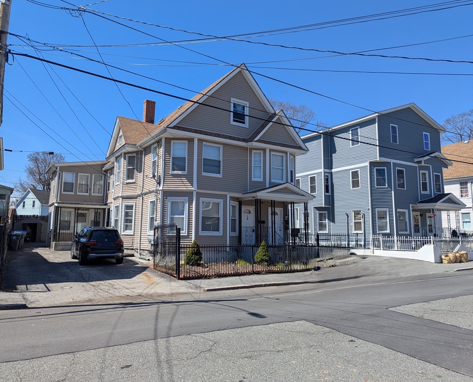8-10 Carleton St
