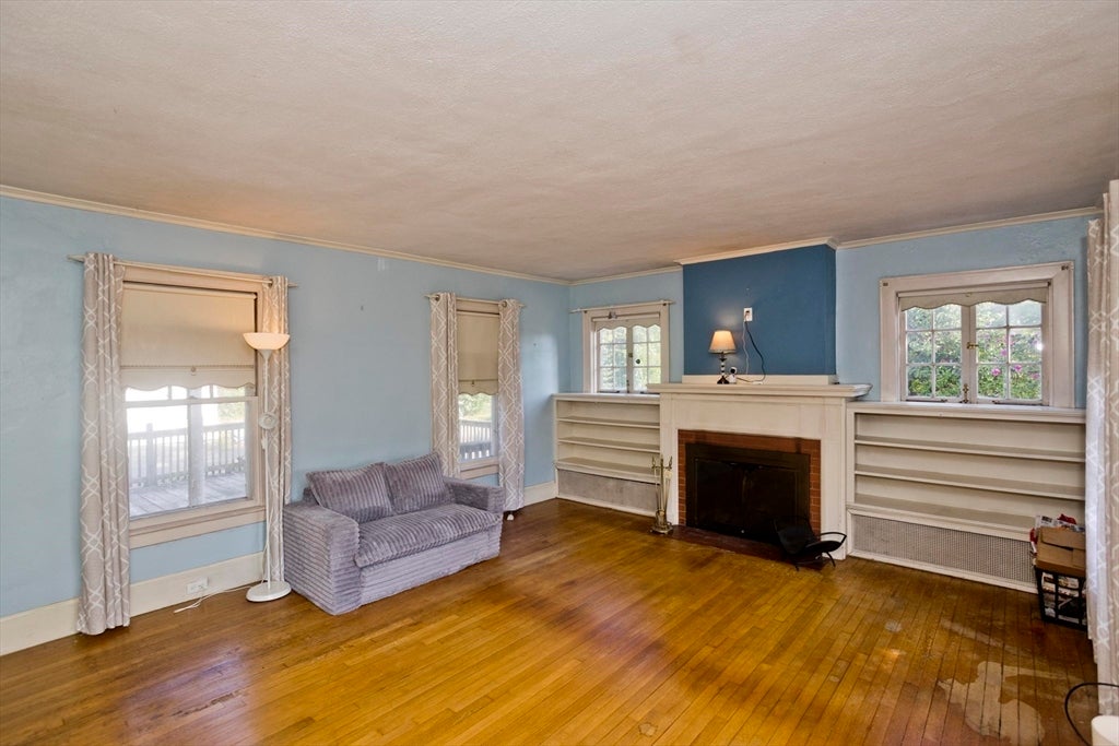 1750 Northampton St, Holyoke, MA Photo #14