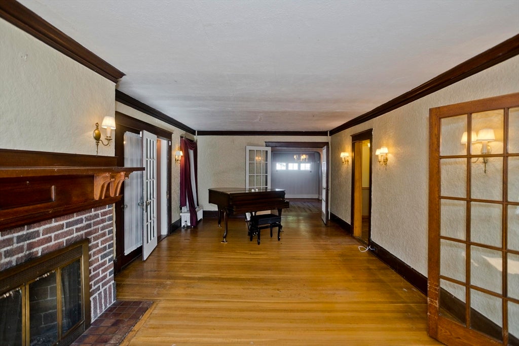 1750 Northampton St, Holyoke, MA Photo #20