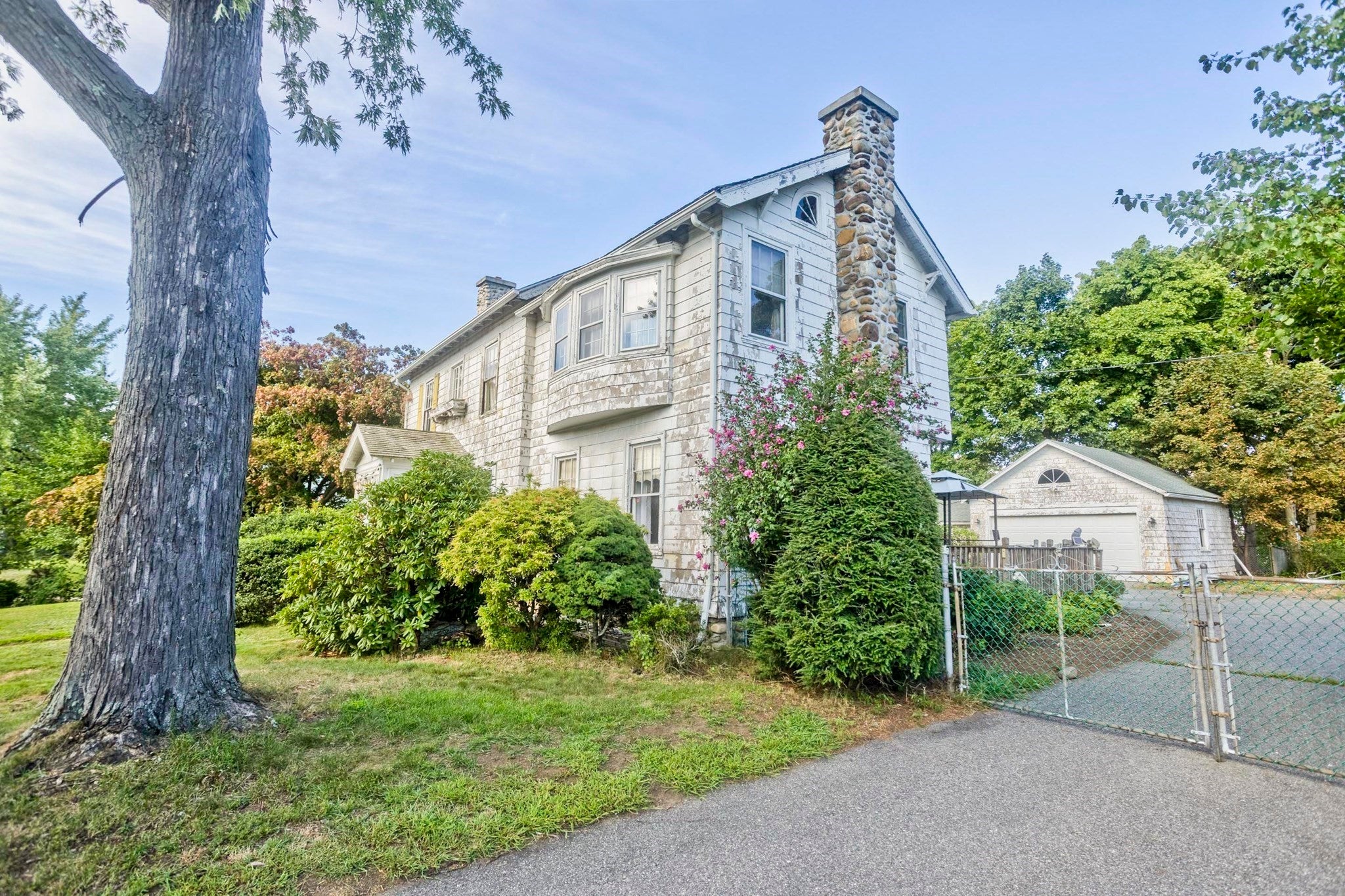 1750 Northampton St, Holyoke, MA Photo #6