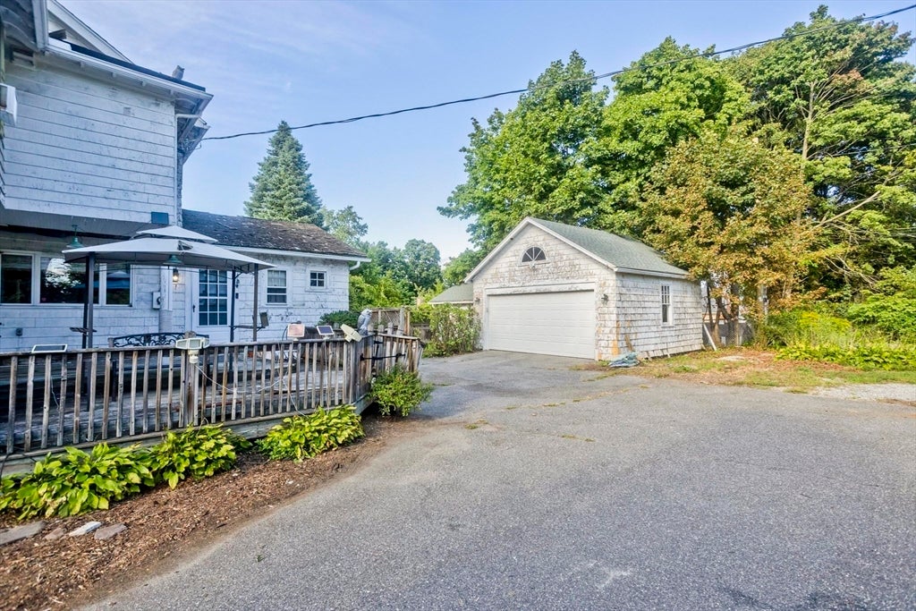 1750 Northampton St, Holyoke, MA Photo #8