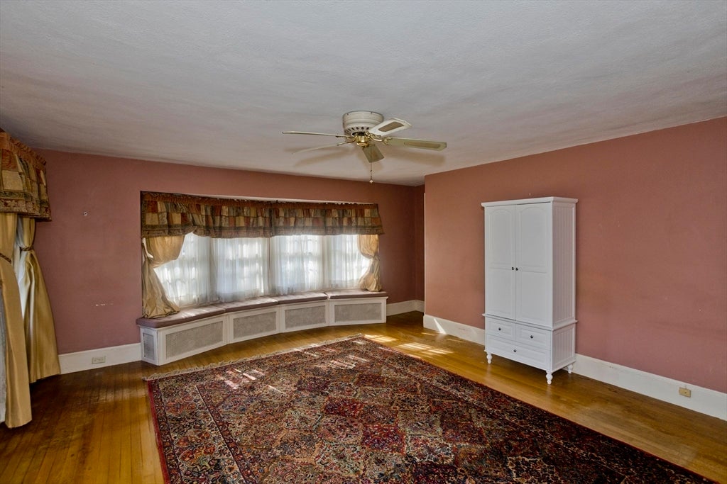 1750 Northampton St, Holyoke, MA Photo #38