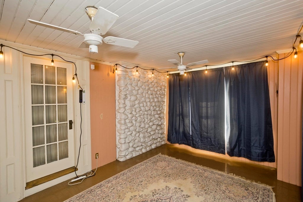1750 Northampton St, Holyoke, MA Photo #23