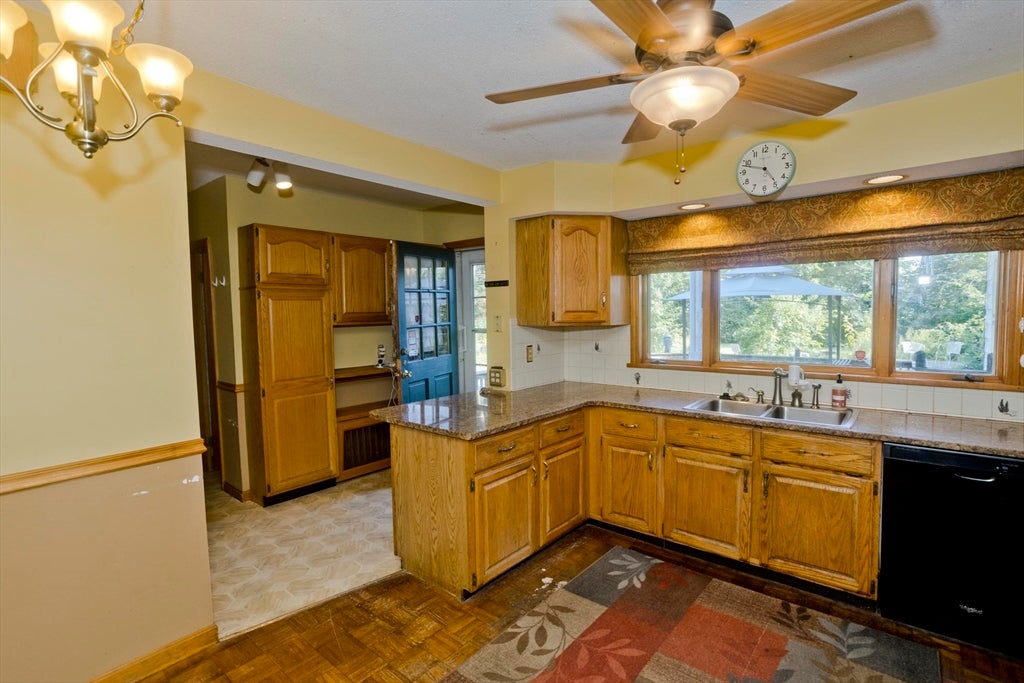 1750 Northampton St, Holyoke, MA Photo #32
