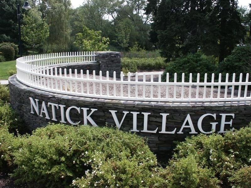 Click for 13 Village Hill #14, Natick, MA slideshow
