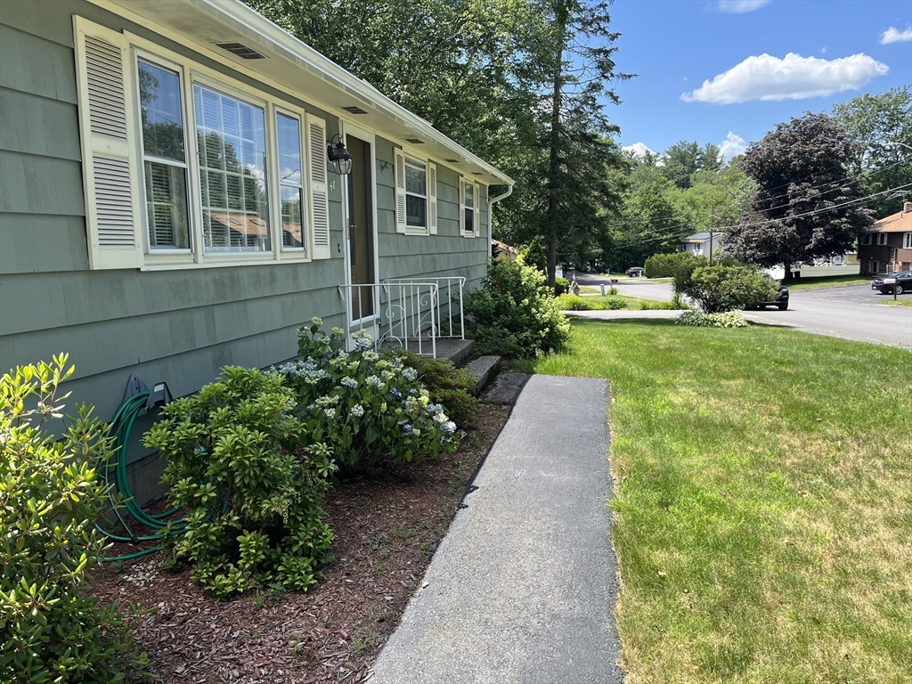 48 Birchcroft