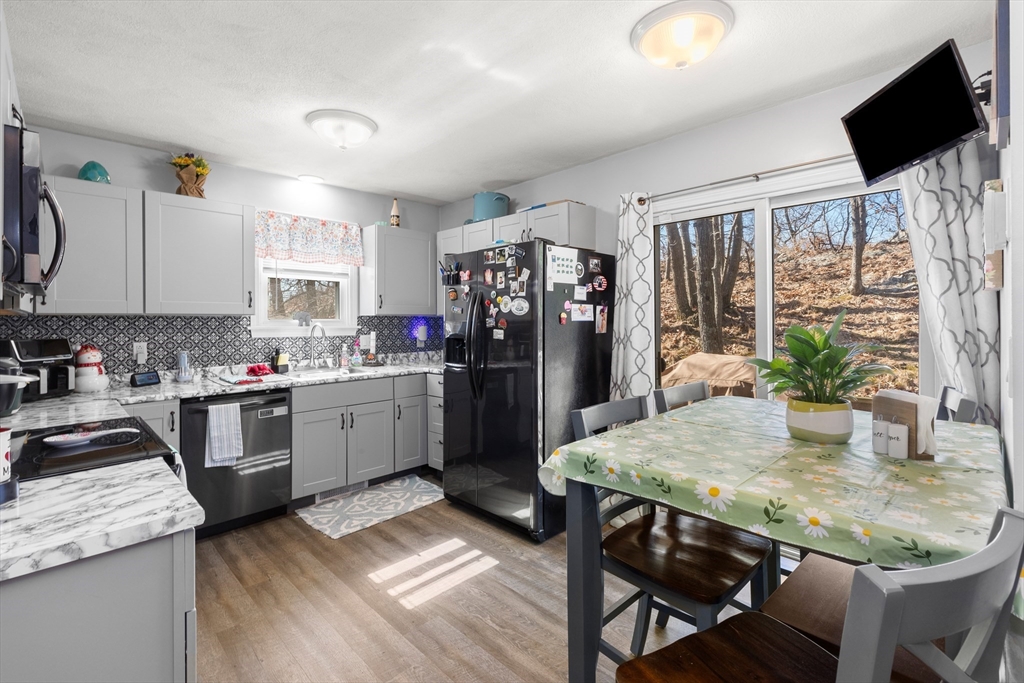 37 Belmont Ave 37