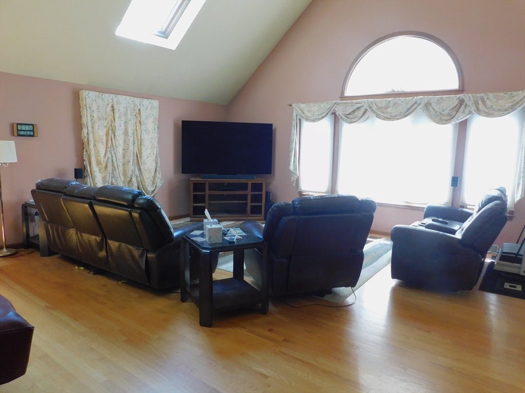 621 Marshall St, Holliston, MA, 621 Marshall St, Holliston, MA Photo #14