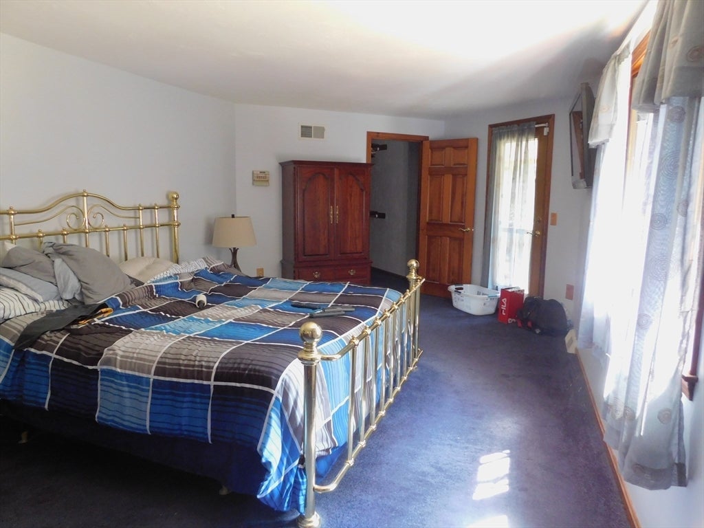 621 Marshall St, Holliston, MA, 621 Marshall St, Holliston, MA Photo #7