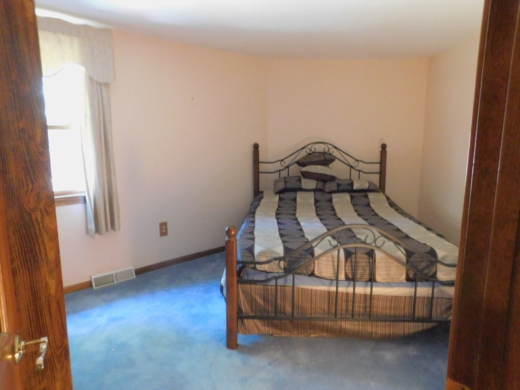 621 Marshall St, Holliston, MA, 621 Marshall St, Holliston, MA Photo #10