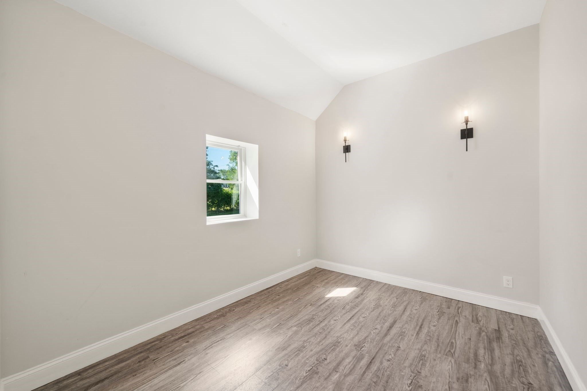 72 Grove St, Barnstable, MA Photo #32