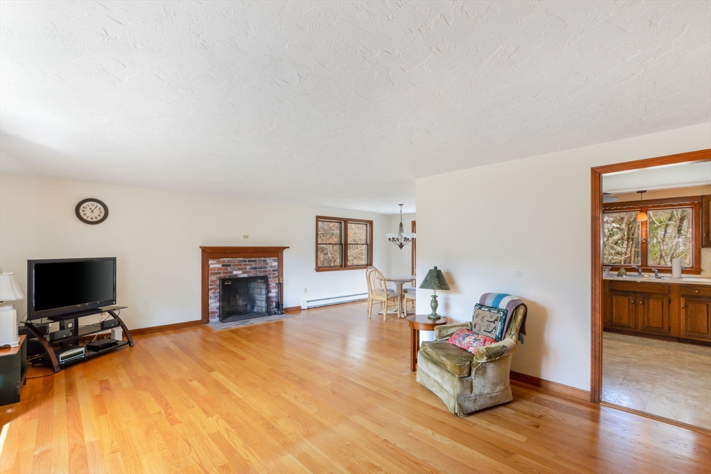9 Tradewind Dr