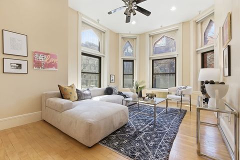 271 Dartmouth 1F Boston MA 02116