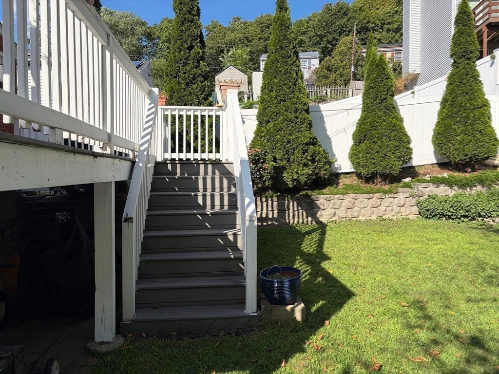 87 Pine Hill Cir, Waltham, MA Photo #11