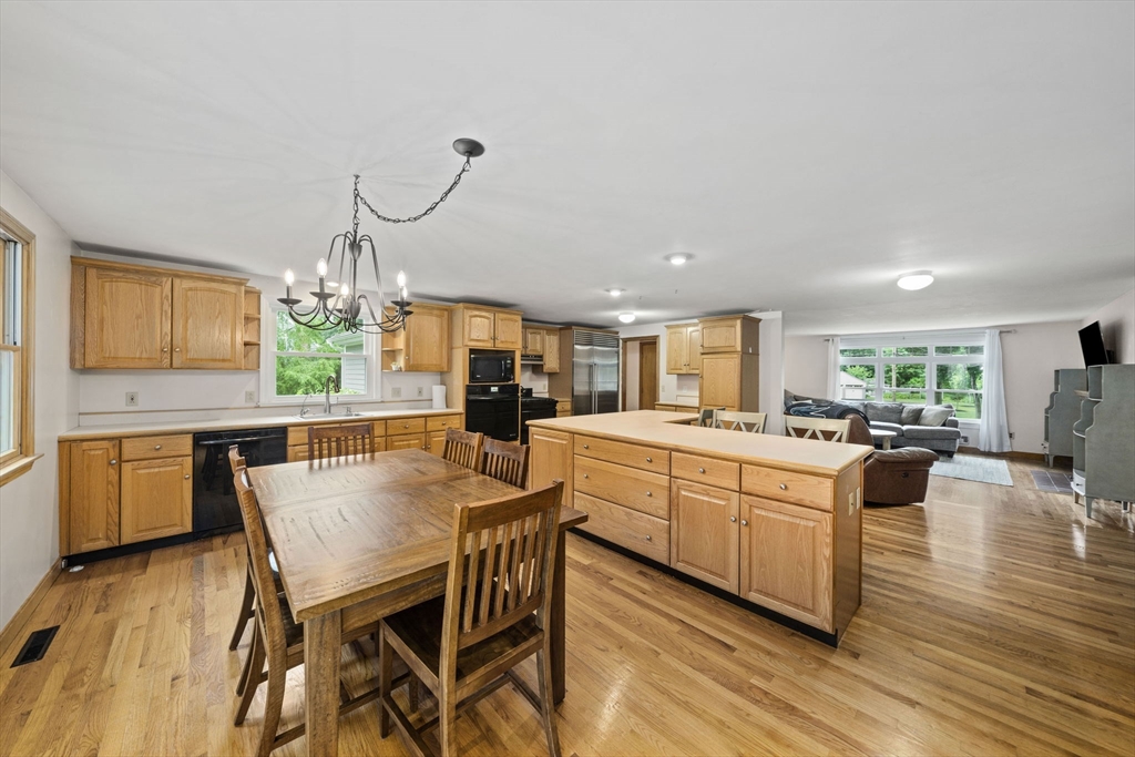 527 Old Town Way