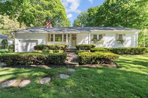 38 Joyce Rd Framingham MA 01701