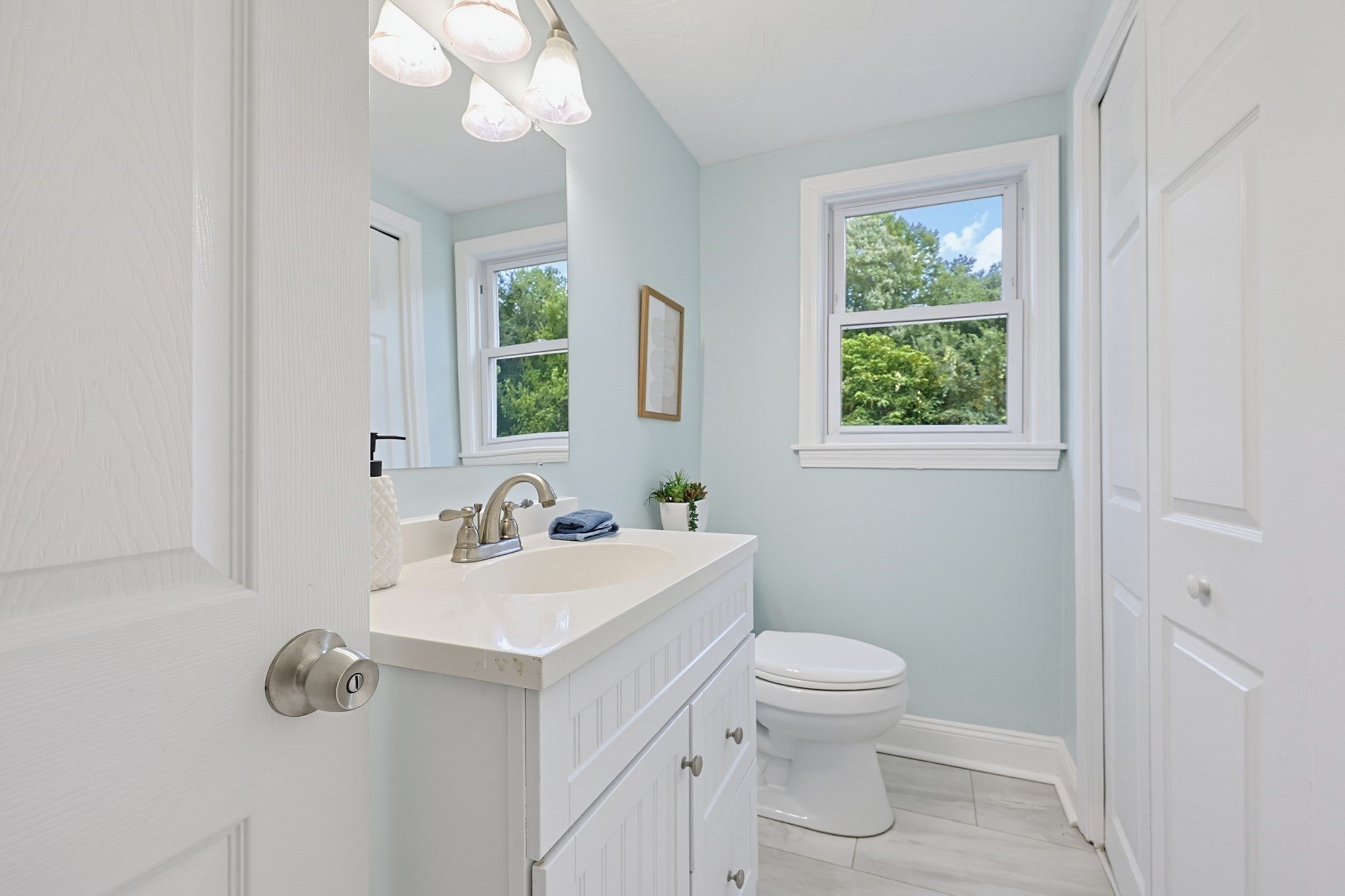 395 Oak St, Franklin, MA, 395 Oak St, Franklin, MA Photo #18
