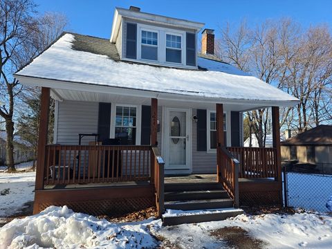 324-1/2 Chestnut St Clinton MA 01510