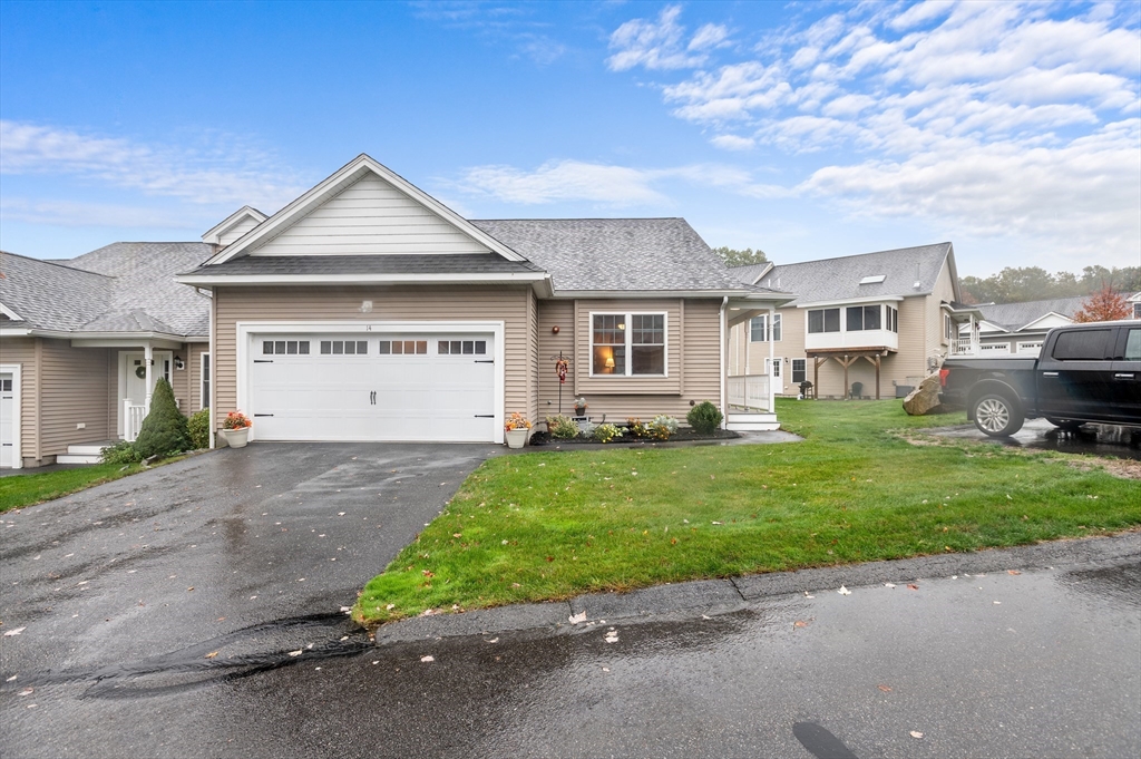 14 Stratford Village Dr 14