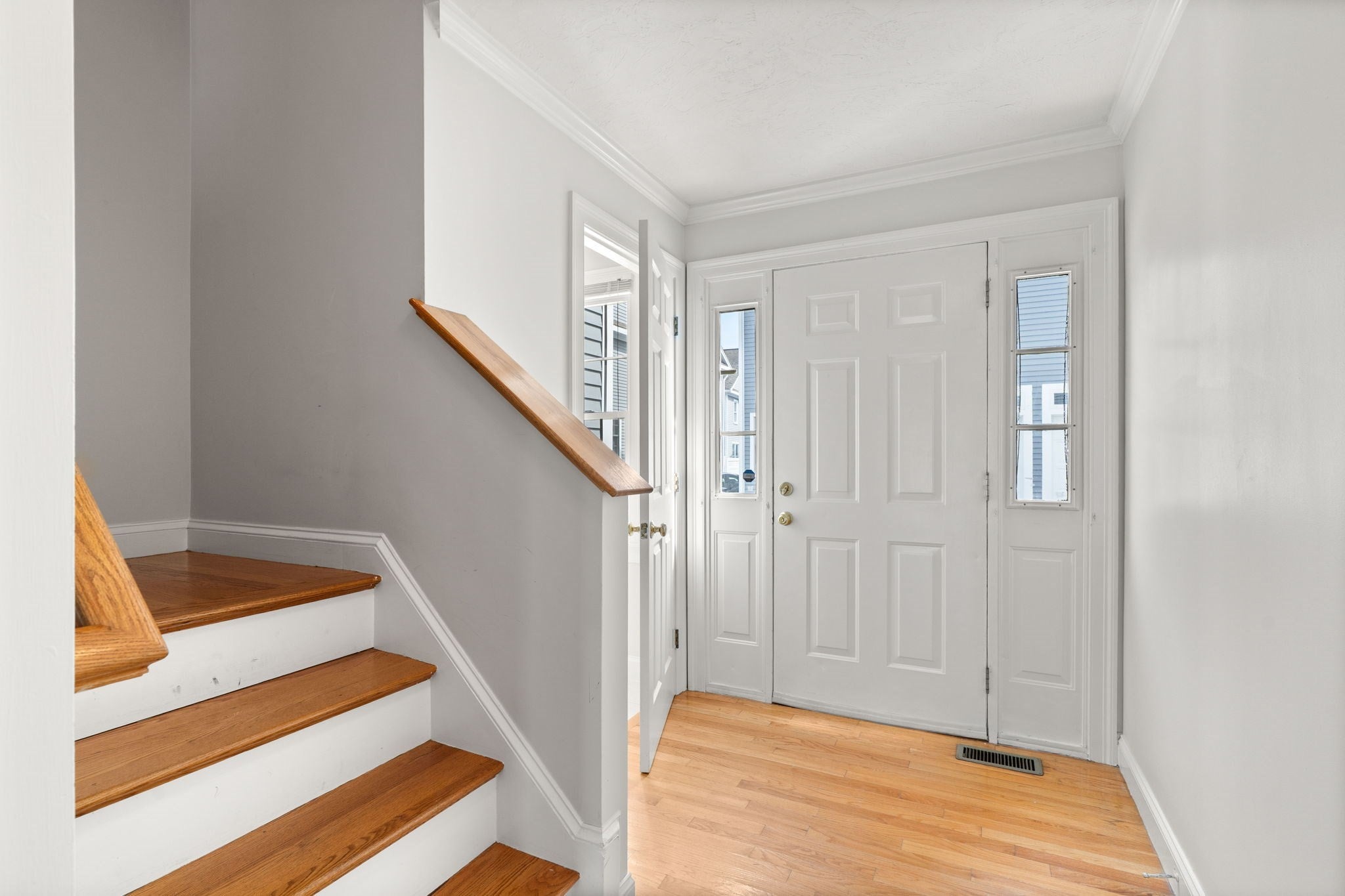201 Main St #2, Woburn, MA, 201 Main St #2, Woburn, MA Photo #18