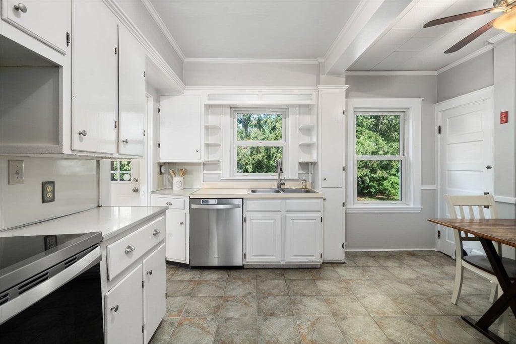 15 Morningside Dr, Walpole, MA, 15 Morningside Dr, Walpole, MA Photo #10
