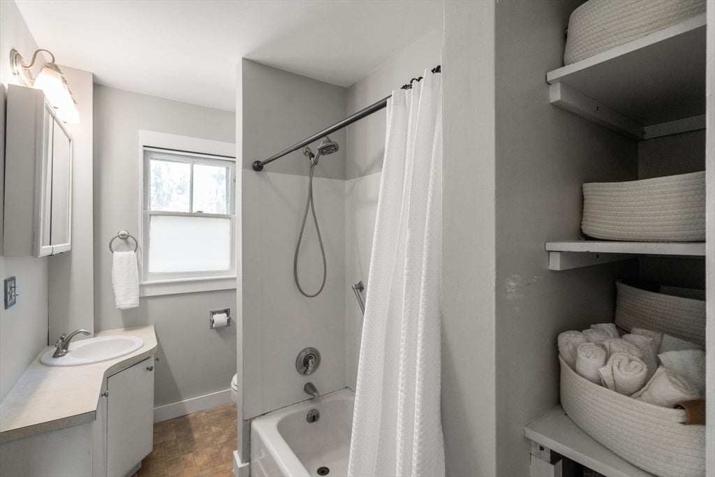 15 Morningside Dr, Walpole, MA, 15 Morningside Dr, Walpole, MA Photo #21