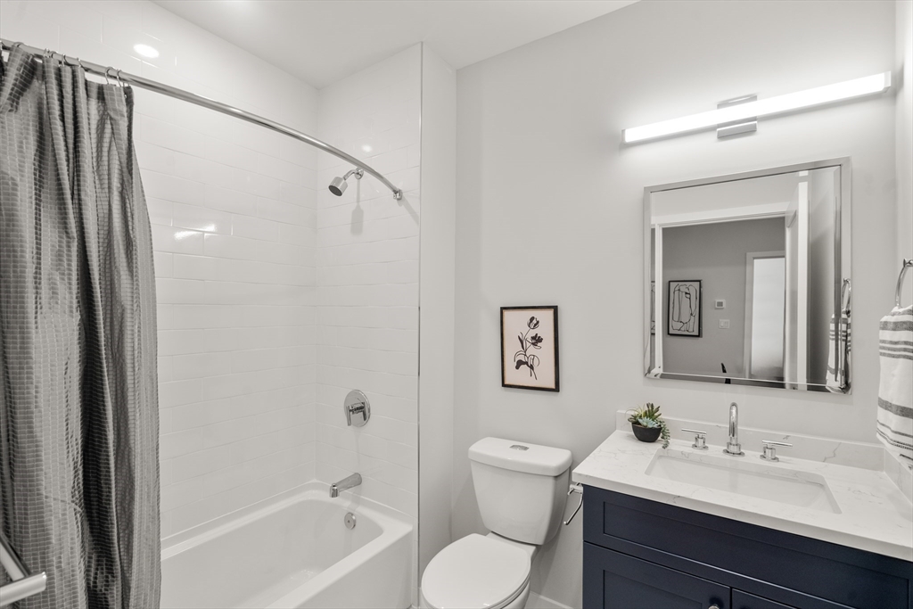 267 Old Colony Ave #503, Boston, MA Photo #17